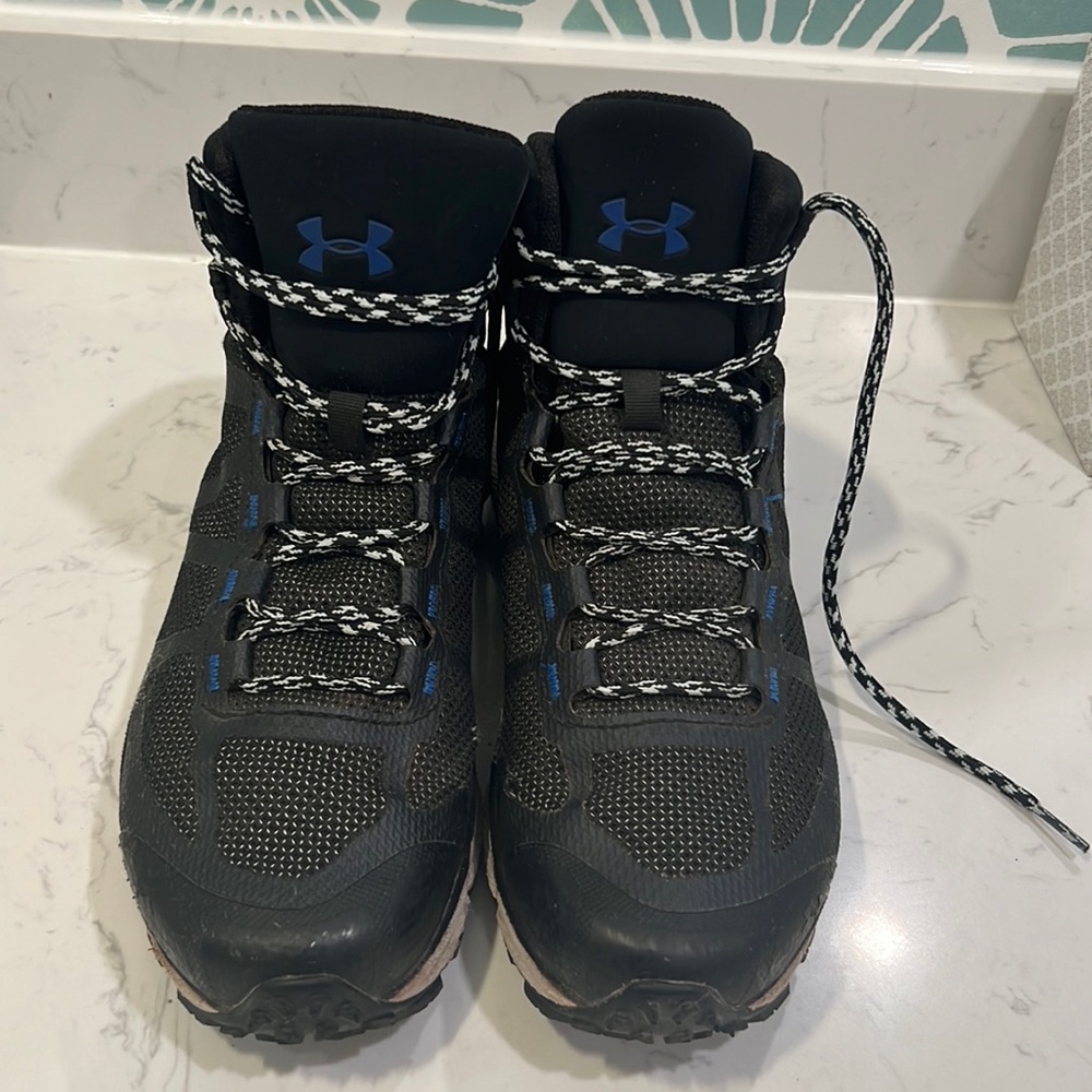 Under Armour Anafoam trekking boots